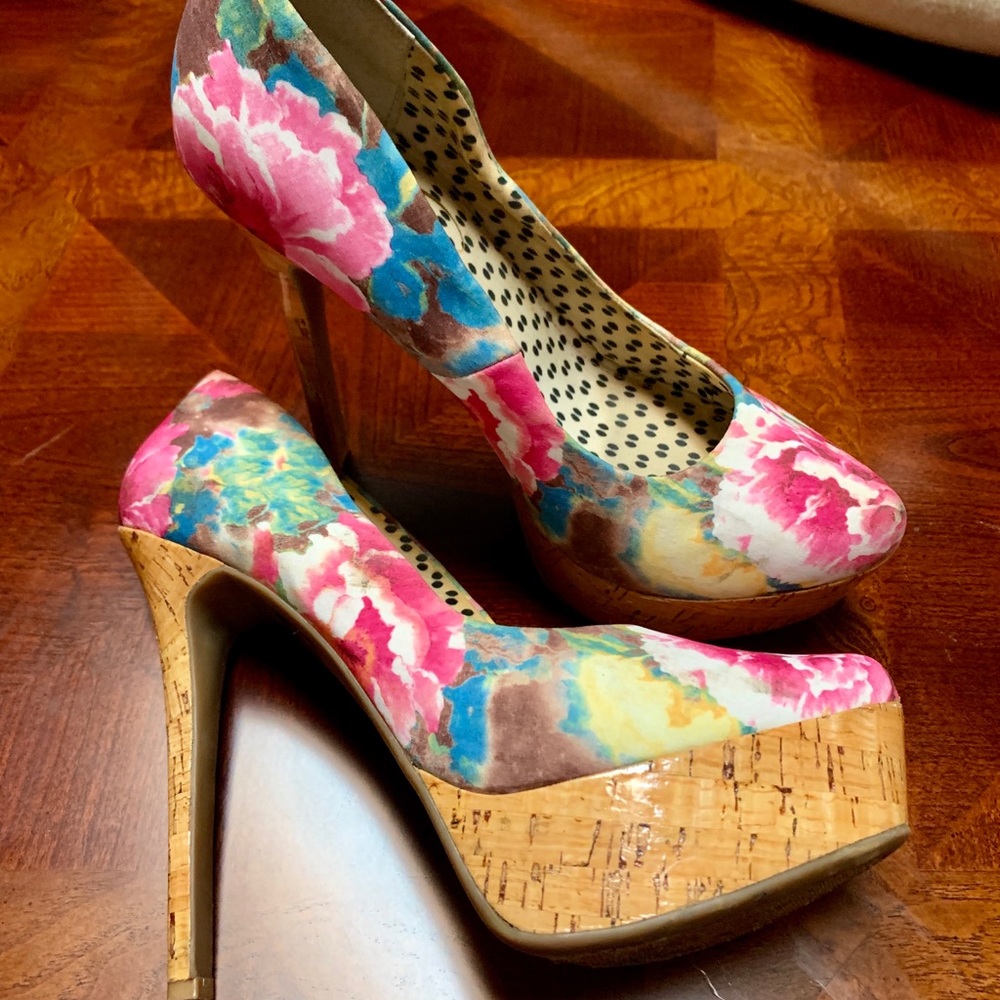 Jessica Simpson Floral Waleo Stilettos